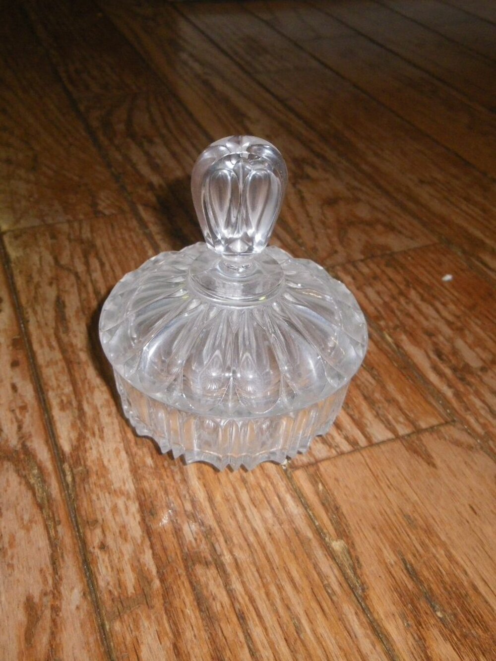 Vintage Small Glass Jewelry Trinket Knickknack Box